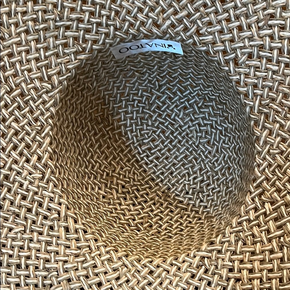 Cream‎ Wide-Brimmed Woven Hat - Picture 10 of 13
